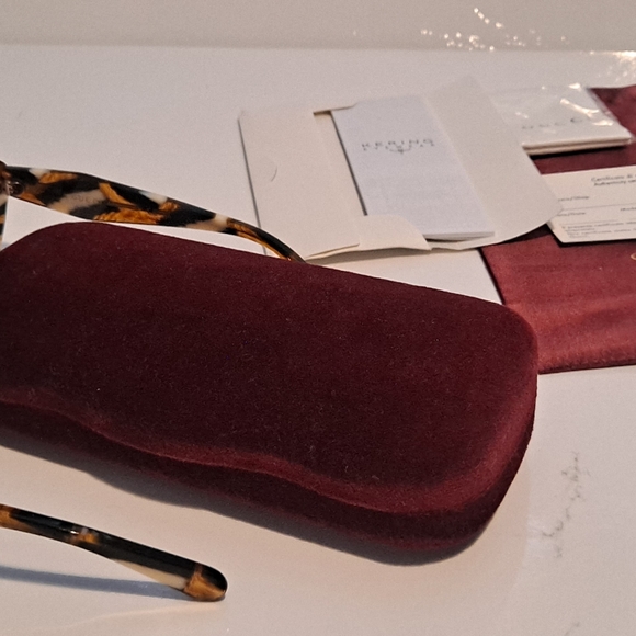 Gucci Round-Frame Animal print authentic - Picture 16 of 16